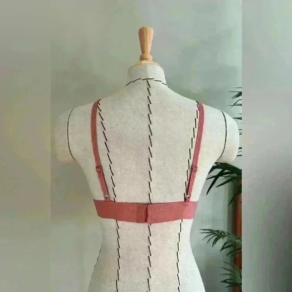 DKNY Stretchy Lace Bralette in Dusty Rose - Size M - Picture 5 of 11